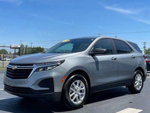 Sterling Gray Metallic 2024 Chevrolet Equinox LS