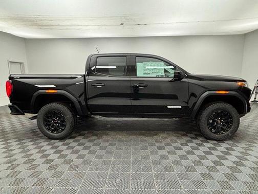 Onyx Black 2026 GMC Canyon Elevation