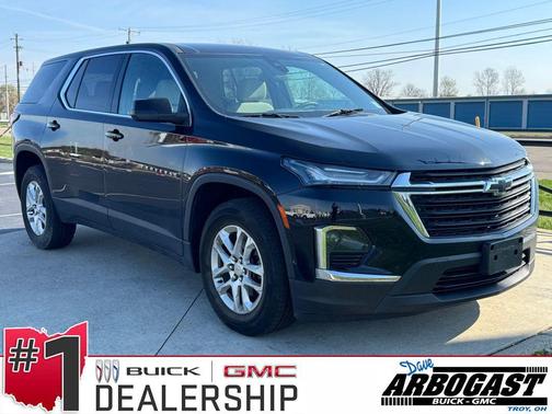 Mosaic Black Metallic 2023 Chevrolet Traverse LS