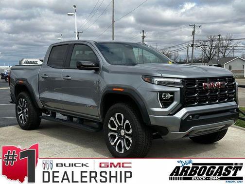 Sterling Metallic 2024 GMC Canyon AT4