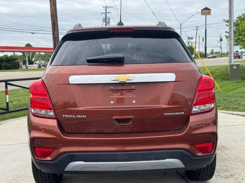 Mosaic Black 2019 Chevrolet Trax Premier