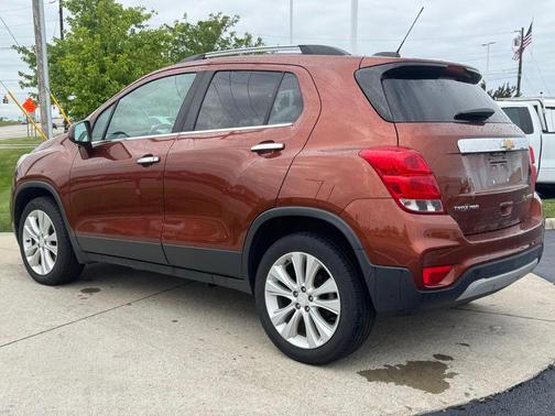 Mosaic Black 2019 Chevrolet Trax Premier