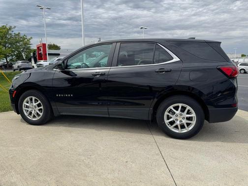 Black Metallic 2024 Chevrolet Equinox 1LT
