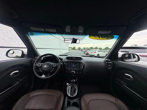 Brown w/White Roof 2017 Kia Soul +
