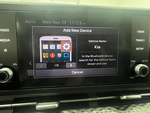 2024 Kia Carnival LX
