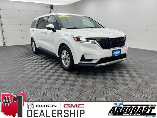 2024 Kia Carnival LX