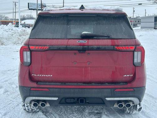 2025 Ford Explorer Platinum