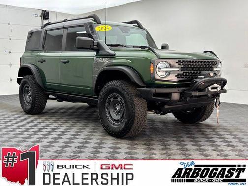 Eruption Green Metallic 2024 Ford Bronco Everglades