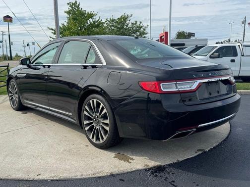 Black Velvet 2017 Lincoln Continental Select