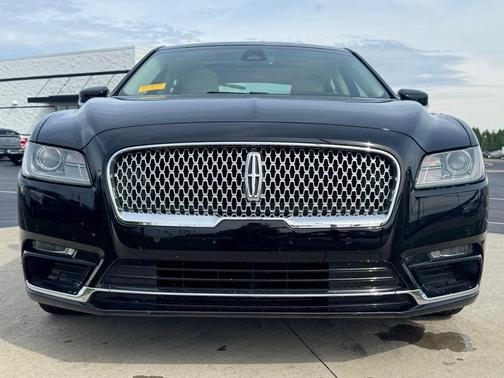 Black Velvet 2017 Lincoln Continental Select