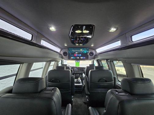 2025 GMC Savana 2500 Work Van