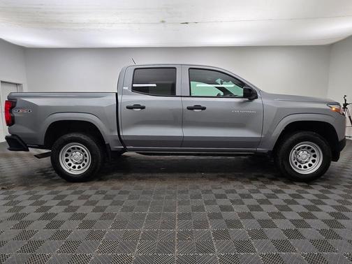 2024 Chevrolet Colorado WT