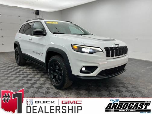 2022 Jeep Cherokee X 4x4