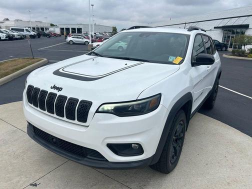 2022 Jeep Cherokee X 4x4