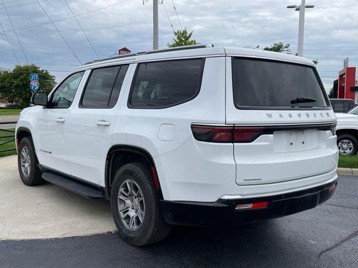 Bright White Clearcoat 2023 Jeep Wagoneer Series I 4x4