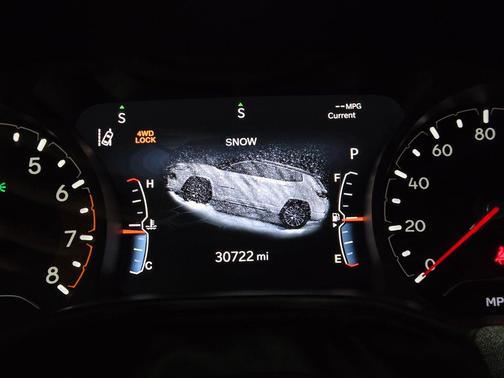 2023 Jeep Compass Latitude Lux