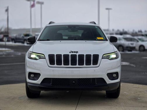 2023 Jeep Cherokee Altitude