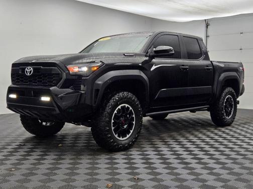 2024 Toyota Tacoma Hybrid TRD Off Road