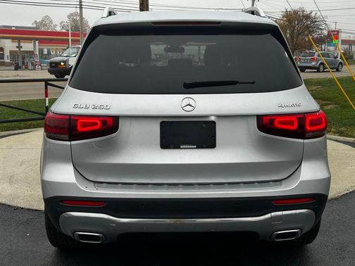 2022 Mercedes-Benz GLB 250 4MATIC