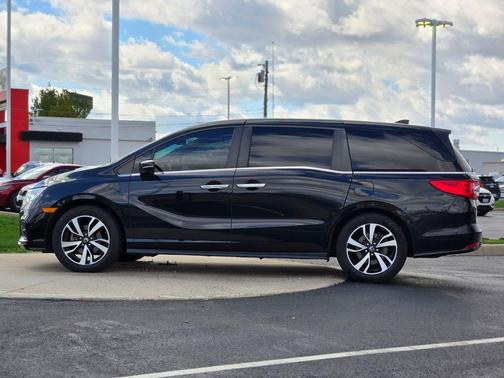 Crystal Black Pearl 2020 Honda Odyssey EX-L