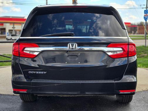 Crystal Black Pearl 2020 Honda Odyssey EX-L