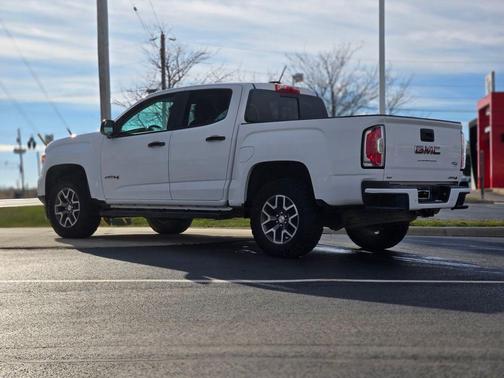 2022 GMC Canyon AT4