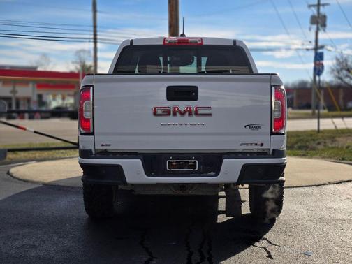 2022 GMC Canyon AT4