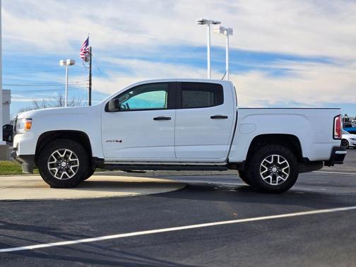 2022 GMC Canyon AT4