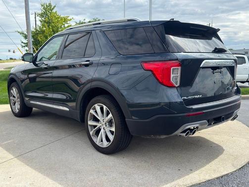 Stone Blue Metallic 2024 Ford Explorer Platinum