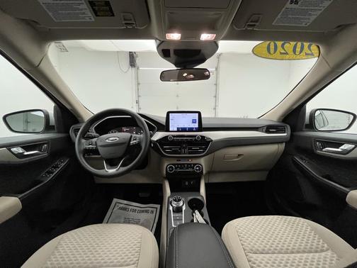 2020 Ford Escape SE