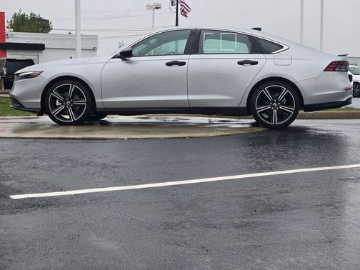 2025 Honda Accord Hybrid Base