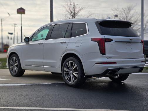 2021 Cadillac XT6 Premium Luxury AWD