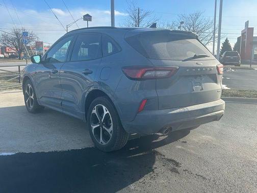 2023 Ford Escape ST-Line Elite
