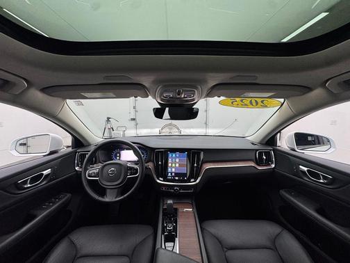 Crystal White Pearl 2025 Volvo V60 Cross Country Plus, B5 AWD Gas (mild hybrid)