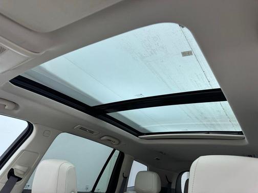 Opulent Blue Metallic 2024 Cadillac XT6 Premium Luxury AWD