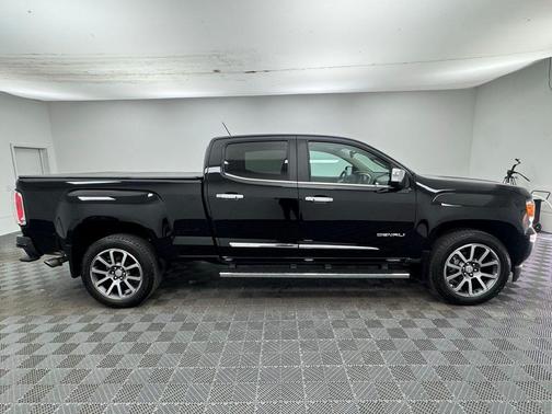 Onyx Black 2020 GMC Canyon Denali