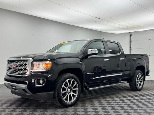 Onyx Black 2020 GMC Canyon Denali