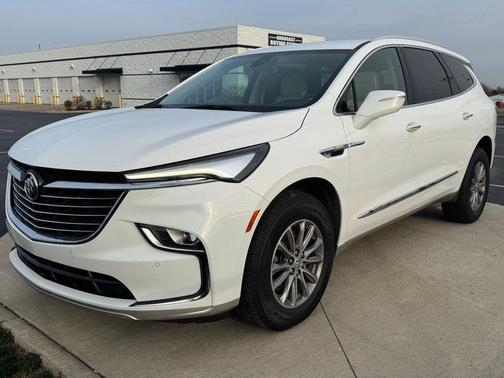 2024 Buick Enclave Essence FWD