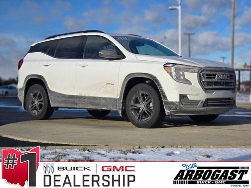 2024 GMC Terrain AWD AT4