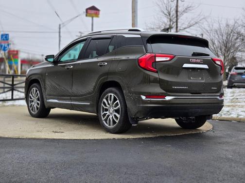 2023 GMC Terrain Denali