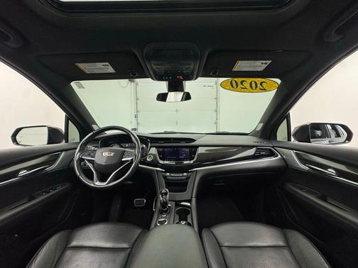 Stellar Black Metallic 2020 Cadillac XT6 Sport AWD