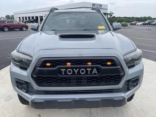 2017 Toyota Tacoma Base