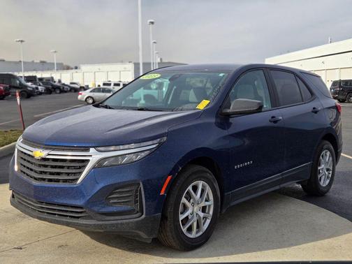 2023 Chevrolet Equinox LS