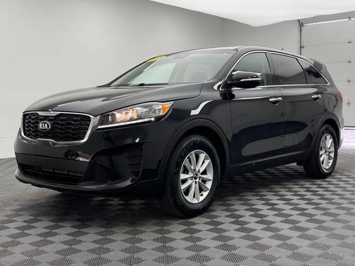 Ebony Black 2020 Kia Sorento LX