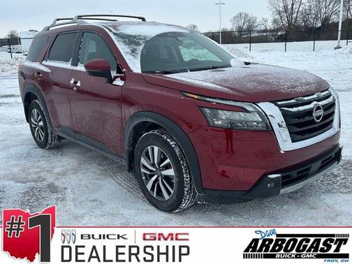 2025 Nissan Pathfinder SL 4WD