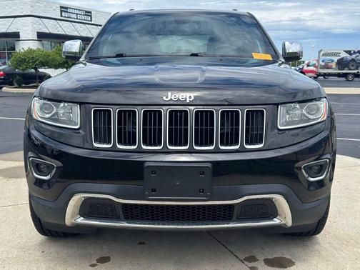 Brilliant Black Crystal Pearlcoat 2015 Jeep Grand Cherokee Limited