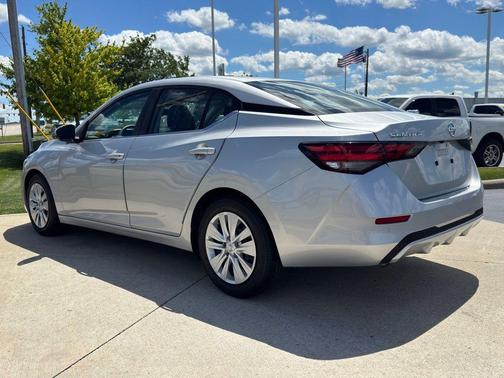 Brilliant Silver Metallic 2023 Nissan Sentra S