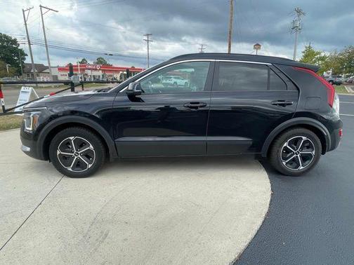 2023 Kia Niro EX