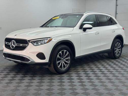 2025 Mercedes-Benz GLC 300 4MATIC