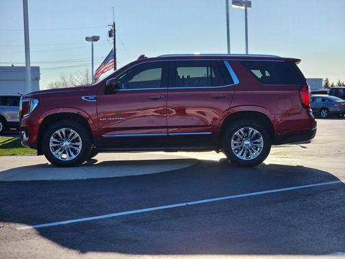 2021 GMC Yukon SLT